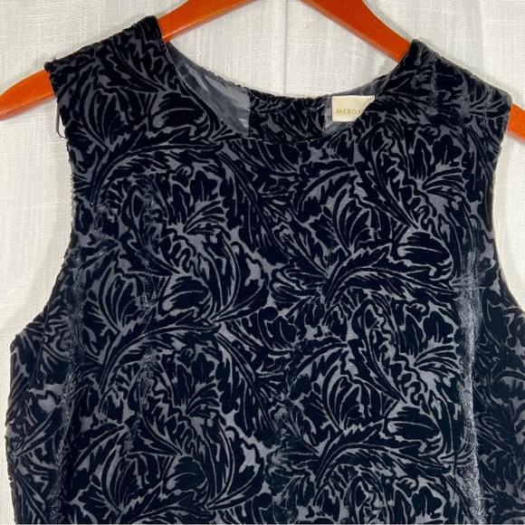 Merona Black Leaves Velour Textured Sleeveless Back Button Tank Top - Picture 2 of 5